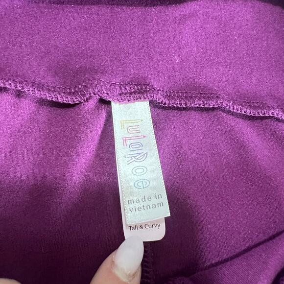 LULAROE Tall & Curvy Leggings Women’s Purple Solid Soft Stretch Pants One Size - Picture 2 of 6